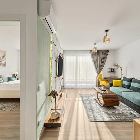 B-holiday Luxury Urban Plaza Apartment Brasov